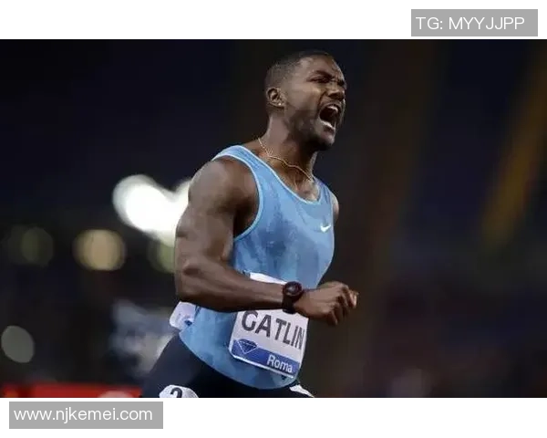 重庆网球队在钻石联赛中的默契配合与精彩表现分析